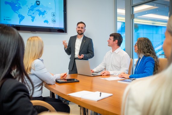 employees brainstorming